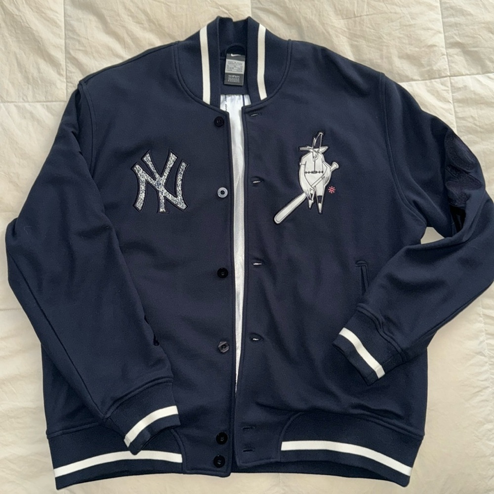 NIKE /FUTURA 2000/ NYC YANKEE / MLB COLLABORATION for lightweight luxury jacket